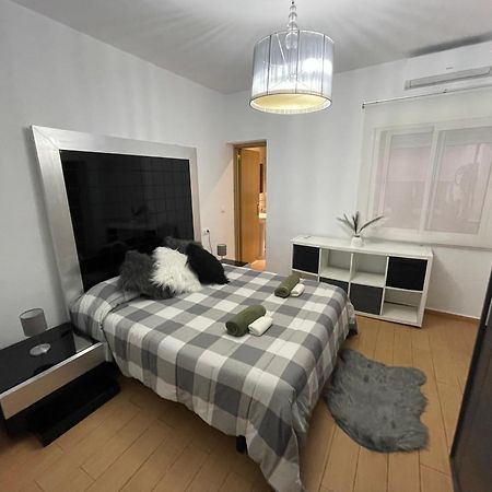 Casita Andaluza Centro Con Parking Sujeto A Disponibilidad Apartment Малага Екстериор снимка